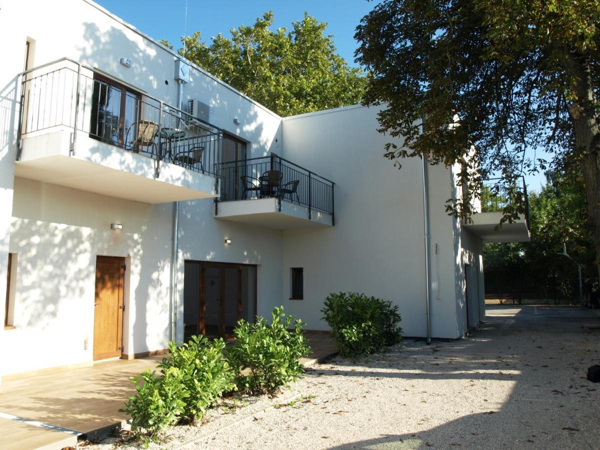 Bed and Breakfast Garden Club Panzió Balatonmáriafürdő Exterior foto